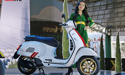 Piaggio ra mắt xe máy Vespa Racing Sixties, giá từ 94,9 triệu đồng 