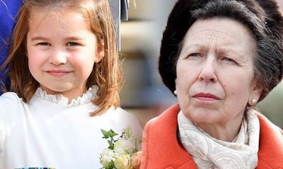 Hoàng gia Anh đã thay đổi luật lệ ra sao để bảo vệ quyền lợi cho cô con gái 