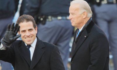 Bầu cử Mỹ 2020: Thêm bằng chứng về bê bối của cha con ông Joe Biden