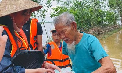 Vụ ca sĩ Thủy Tiên kêu gọi từ thiện miền Trung: Chủ tịch Hội Chữ thập đỏ Việt Nam nói gì?