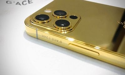 Chiêm ngưỡng phiên bản mạ vàng 24K đẹp xuất sắc của iPhone 12 Pro ở Việt Nam