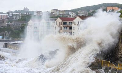 Tin bão số 9 mới nhất: Bão số 9 giật cấp 16, nằm ngay trên vùng biển ngoài khơi Đà Nẵng - Phú Yên