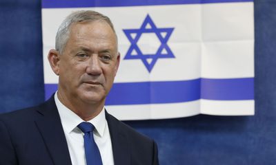 Bộ trưởng Quốc phòng Israei điều hành đất nước khi Thủ tướng Netanyahu được gây mê