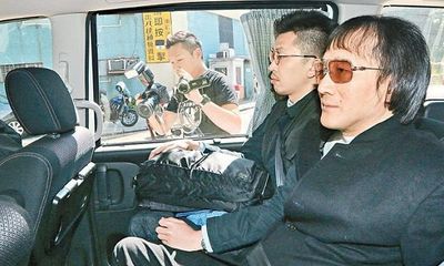 Ông trùm hắc bang khét tiếng nhất Hong Kong bị bắt