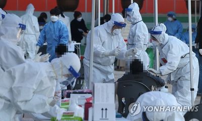Số ca nhiễm COVID-19 trong ngày tại Hàn Quốc tăng cao kỷ lục