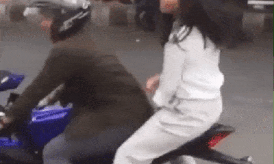Video: Ngồi ngất ngưởng sau xe phân khối lớn, cô gái nhận kết đắng sau cú tăng ga