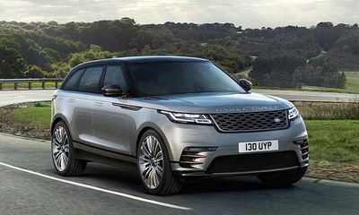 Bảng giá xe ô tô Land Rover mới nhất tháng 12/2020: Range Rover Evoque có giá bán từ 3,015 tỷ đồng