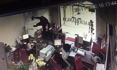 Đồng Nai: Đối tượng mang lựu đạn giả cướp ngân hàng Agribank bị khởi tố