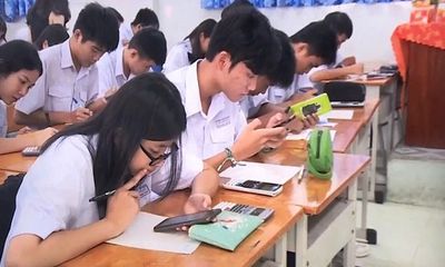 Bộ Giáo dục & Đào tạo: Không yêu cầu tất cả học sinh phải có điện thoại phục vụ học tập