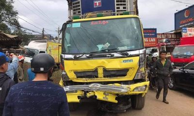 Hiện trường vụ tai nạn liên hoàn ở Lâm Đồng, 2 ngưởi tử vong tại chỗ