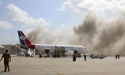 Tấn công tên lửa đẫm máu tại Sân bay Aden- Yemen: Số lượng thương vong lên tới 135 người