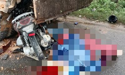 Tin tai nạn giao thông ngày 18/1: Xe máy đâm vào ôtô, 2 người chết