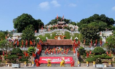 Quảng Ninh: Nhẹ nhàng tĩnh tâm, đầu năm đi lễ hội Đền Cửa Ông