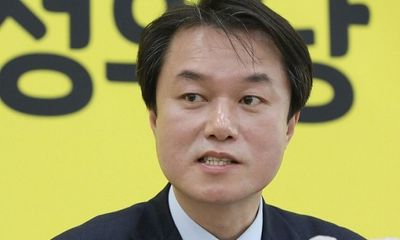 Lãnh đạo đảng lớn thứ 3 tại Hàn Quốc bị cách chức vì quấy rối tình dục cấp dưới