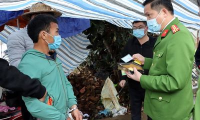 Lai Châu: Bắt giữ ba đối tượng vận chuyển 18 kg ma túy tổng hợp