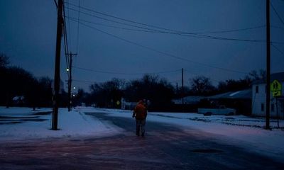 Mỹ: Hàng loạt thành viên hội đồng điện lực Texas từ chức vì tình trạng mất điện