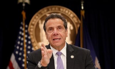 Bị 7 người tố cáo quấy rối, thống đốc New York vẫn không từ chức