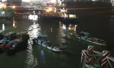 Trắng đêm tìm kiếm 2 vợ chồng mất tích sau vụ lật ghe trên sông Đồng Nai