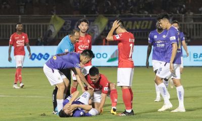 Hà Nội FC báo tin không vui về Hùng Dũng, HLV Park Hang-seo lo lắng vào thăm lúc nửa đêm