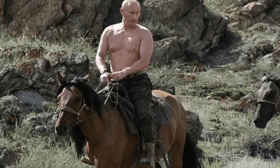 Tổng thống Putin lên tiếng về sự cố ngã ngựa trong lúc luyện tập 