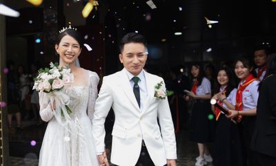 Phan Mạnh Quỳnh tiếp tục hoãn đám cưới ở TP.HCM vì COVID-19