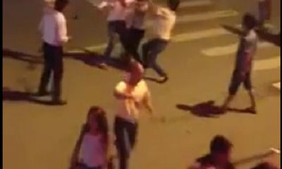 Bức xúc clip thanh niên hỗn chiến trên đường phố Hà Nội