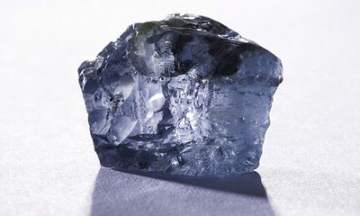 Nam Phi: Tìm thấy viên kim cương màu xanh chục triệu đô