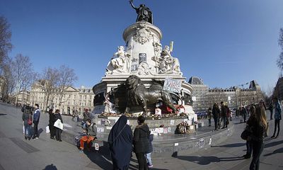 Charlie Hebdo: Lần thứ 4 đài tưởng niệm 17 nạn nhân bị phá hủy