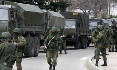 Binh sĩ Ukraine ở Crimea đào ngũ hàng loạt