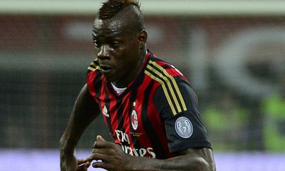 AC Milan bác tin đồn Mario Balotelli gia nhập Chelsea