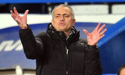 Chelsea ngược dòng siêu kịch tính, Mourinho vẫn chê học trò