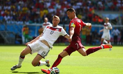 Ronaldo tịt ngòi, Bồ Đào Nha thua tan nát trước ĐT Đức
