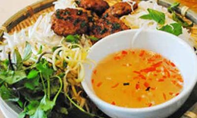 Bún chả Việt Nam lọt top 10 món ngon bổ dưỡng mùa hè 