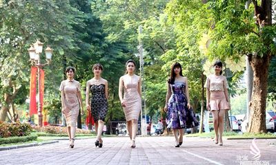 Vẻ đẹp “tỏa nắng” của 10 nữ sinh hot nhất Đại học Phương Đông