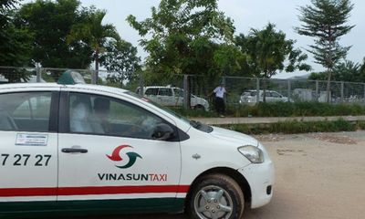 Phát hiện tài xế taxi Vinasun đột tử trong xe