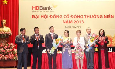 Sếp ngân hàng HDBank nhận thù lao 20-30 triệu đồng/tháng