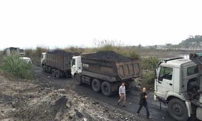 Khởi tố vụ vận chuyển hàng trăm tấn than lậu ở Quảng Ninh