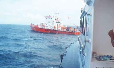 Tàu Phúc Xuân 68 đắm sâu 90m, thợ lặn 
