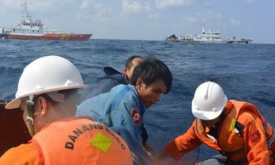 Vụ tàu mắc cạn ở Hoàng Sa: Bộ trưởng Thăng gửi thư khen lực lượng cứu hộ