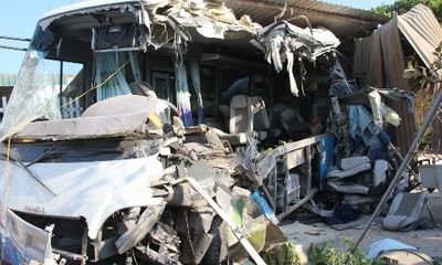 Tai nạn 10 người chết ở Bình Thuận: Xe giường nằm chạy quá tốc độ