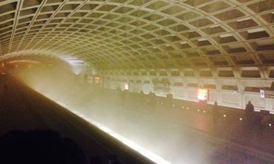 Nhà ga tàu điện ngầm Mỹ ngập trong biển khói, một người chết ngạt
