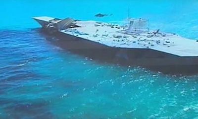 Iran thử nghiệm tên lửa, bắn phá tàu sân bay mô hình Mỹ
