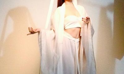 Khánh Thi “mỉa mai” hình tượng Tiểu Long Nữ của Ngọc Trinh