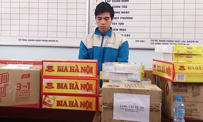 Miền Bắc - Nam sinh viên trộm hơn 300 triệu đồng tại siêu thị Metro Thăng Long