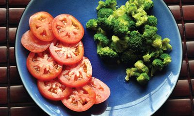Cà chua kết hợp với súp lơ xanh chống ung thư hiệu quả