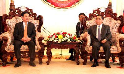 Thủ tướng Lào mong muốn kinh tế Lào-Việt cùng phát triển