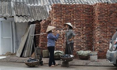 Hà Nội: Miễn phí sử dụng đường bộ cho hộ nghèo