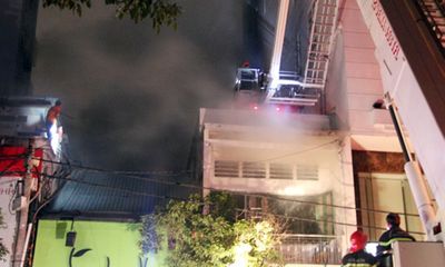 Vụ cháy nhà trong đêm Sài Gòn: Do nấu ăn bằng bếp củi rồi để quên