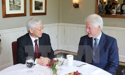 Tổng Bí thư thăm gia đình cựu Tổng thống Hoa Kỳ Bill Clinton
