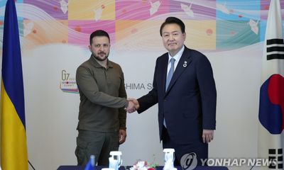 Tổng thống Hàn Quốc bất ngờ tới thăm Ukraine